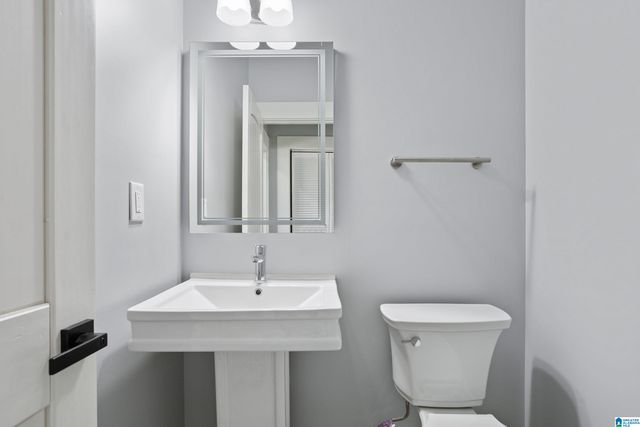 7649 BARCLAY TERRACE DRIVE, Trussville, AL 35173