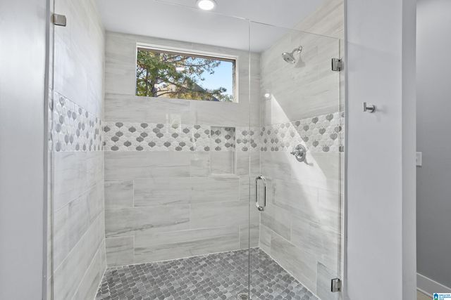 7649 BARCLAY TERRACE DRIVE, Trussville, AL 35173