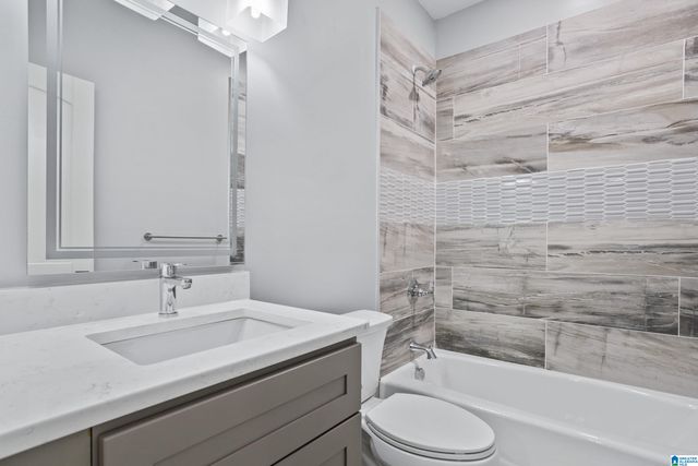 7649 BARCLAY TERRACE DRIVE, Trussville, AL 35173