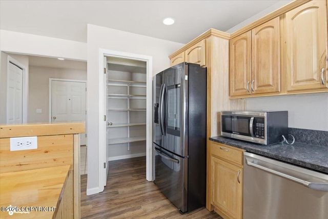 10935 Northfleet Drive, Anchorage, AK 99515