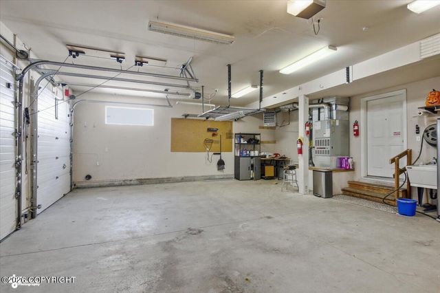 10935 Northfleet Drive, Anchorage, AK 99515