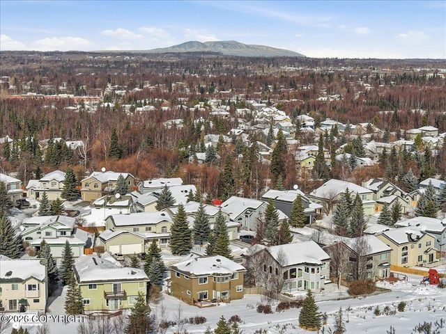 10935 Northfleet Drive, Anchorage, AK 99515