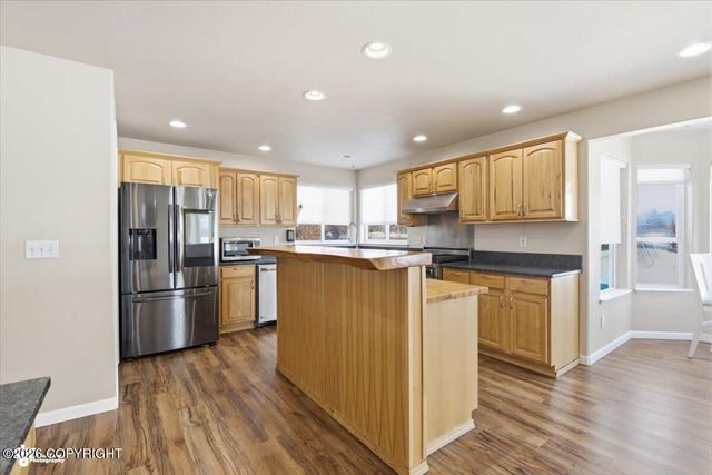 10935 Northfleet Drive, Anchorage, AK 99515