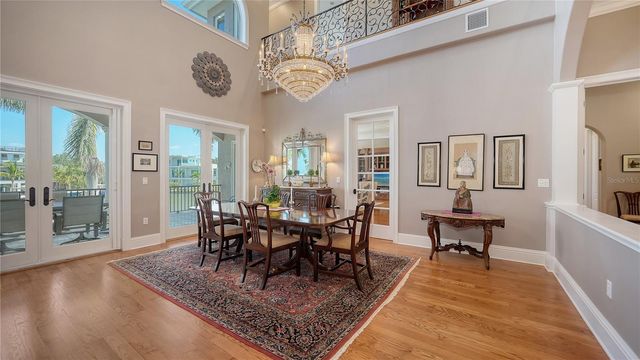 975 WHITAKERS LANE, Sarasota, FL 34236