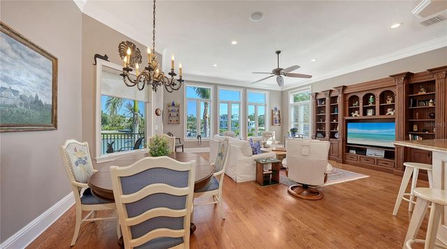 975 WHITAKERS LANE, Sarasota, FL 34236