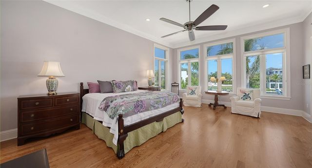 975 WHITAKERS LANE, Sarasota, FL 34236