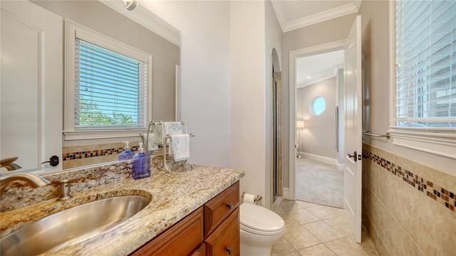 975 WHITAKERS LANE, Sarasota, FL 34236