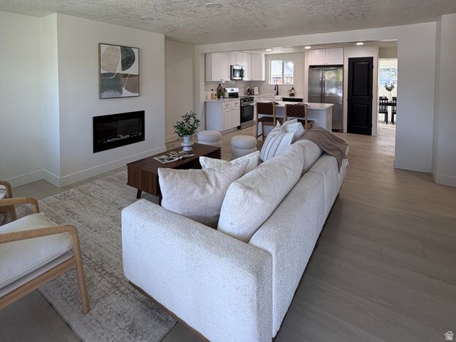 7408 S RAMANEE DR, Midvale, UT 84047