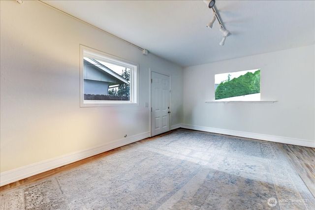 9125 48th Drive NE, Marysville, WA 98270