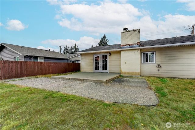 9125 48th Drive NE, Marysville, WA 98270