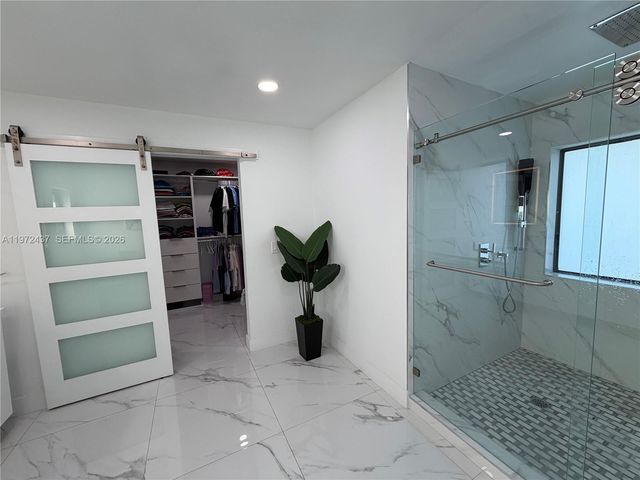 11300 NW 5th St, Plantation, FL 33325