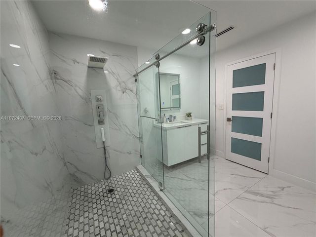 11300 NW 5th St, Plantation, FL 33325