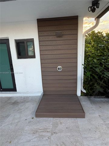 11300 NW 5th St, Plantation, FL 33325