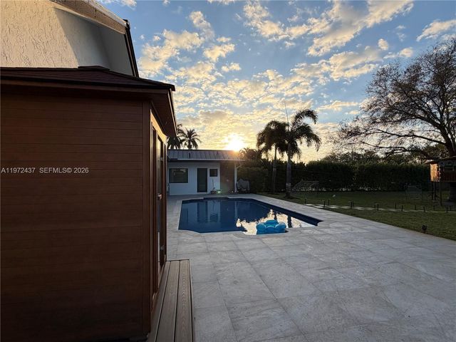 11300 NW 5th St, Plantation, FL 33325