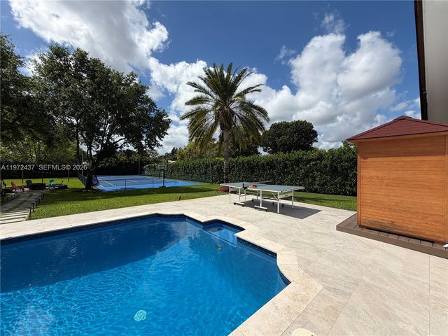 11300 NW 5th St, Plantation, FL 33325