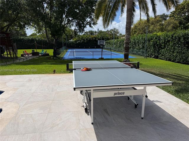 11300 NW 5th St, Plantation, FL 33325