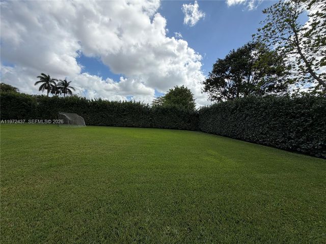 11300 NW 5th St, Plantation, FL 33325