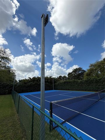 11300 NW 5th St, Plantation, FL 33325