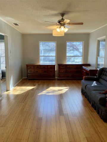 213 Donald Street, White Settlement, TX 76108