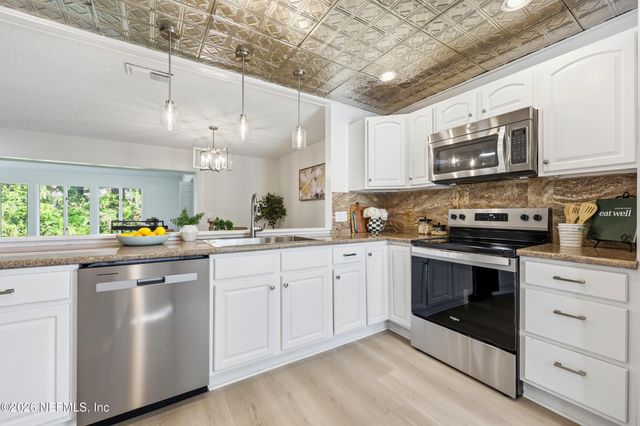 140 BERMUDA Court, Ponte Vedra Beach, FL 32082