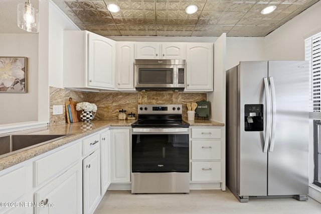 140 BERMUDA Court, Ponte Vedra Beach, FL 32082