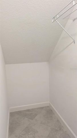 1384 WHITE FOX RUN, Lutz, FL 33549