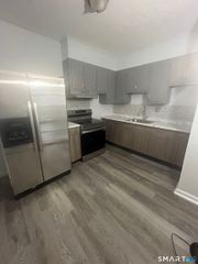 169 Hillside Avenue 3B, Hartford, CT 06106
