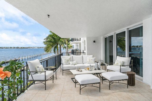 2700 N Federal Highway 303, Boynton Beach, FL 33435