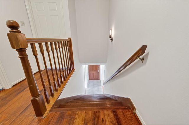 906 Crossfield Drive, Katy, TX 77450