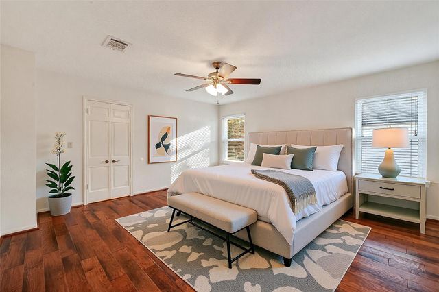 906 Crossfield Drive, Katy, TX 77450