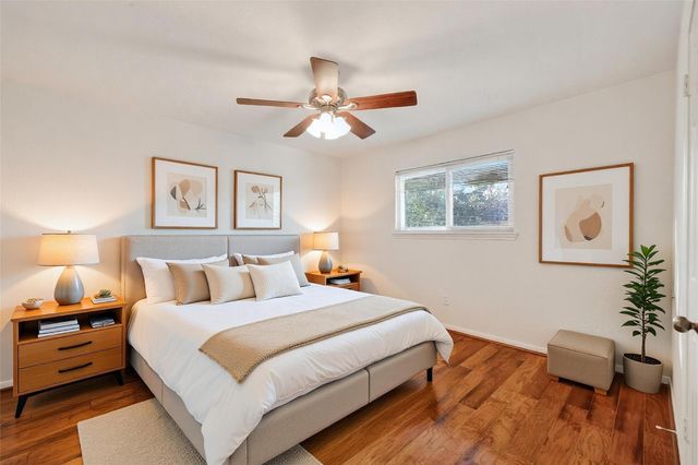 906 Crossfield Drive, Katy, TX 77450