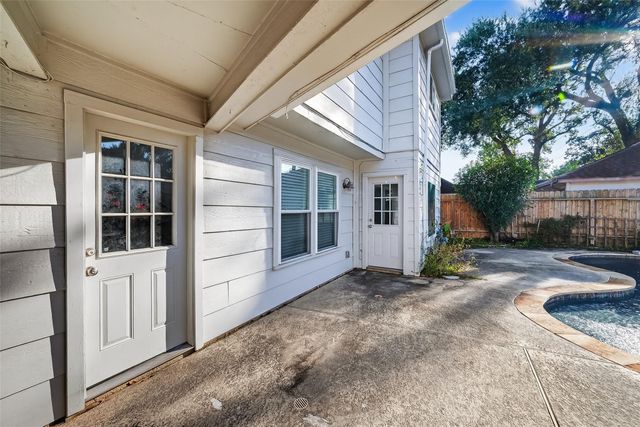 906 Crossfield Drive, Katy, TX 77450