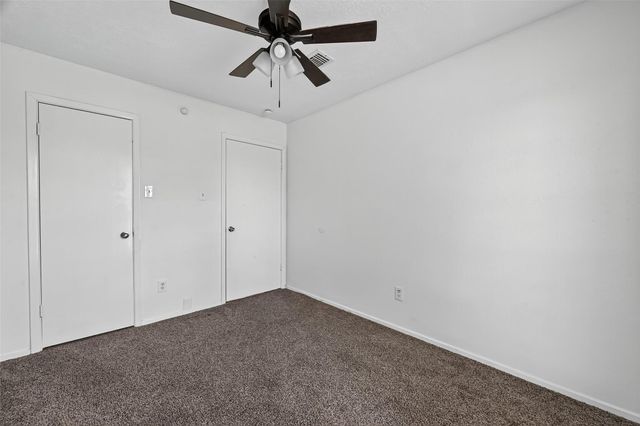 16 Wagon Lane Loop, Angleton, TX 77515