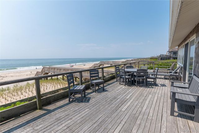 27 Dune Walk, Davis Park, NY 11772