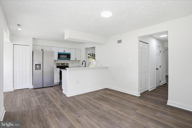 239 NIGHTINGALE AVE, Stephens City, VA 22655