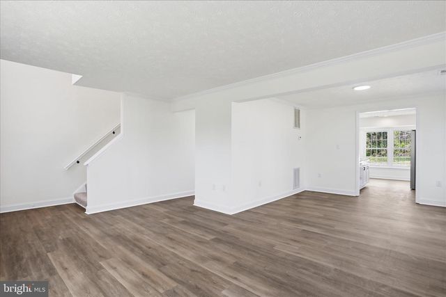 239 NIGHTINGALE AVE, Stephens City, VA 22655