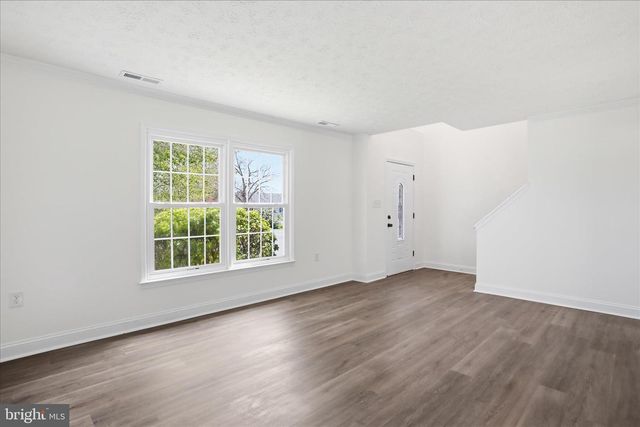 239 NIGHTINGALE AVE, Stephens City, VA 22655