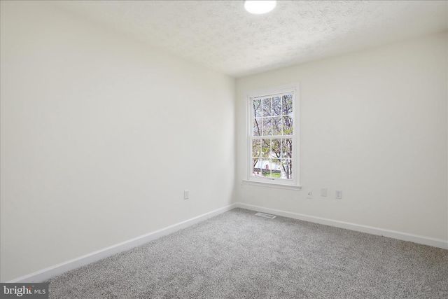 239 NIGHTINGALE AVE, Stephens City, VA 22655