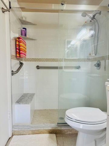 3541 LONG PINE Court C-1, Greenacres, FL 33463