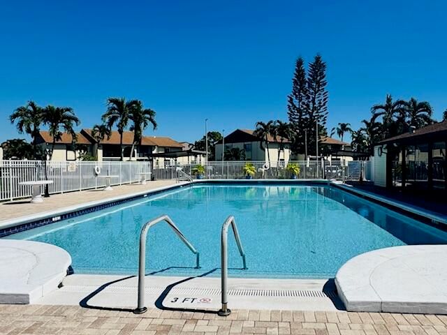 3541 LONG PINE Court C-1, Greenacres, FL 33463