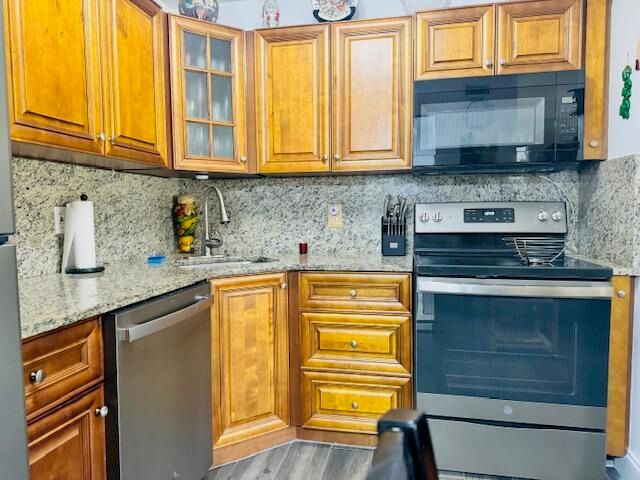 3541 LONG PINE Court C-1, Greenacres, FL 33463