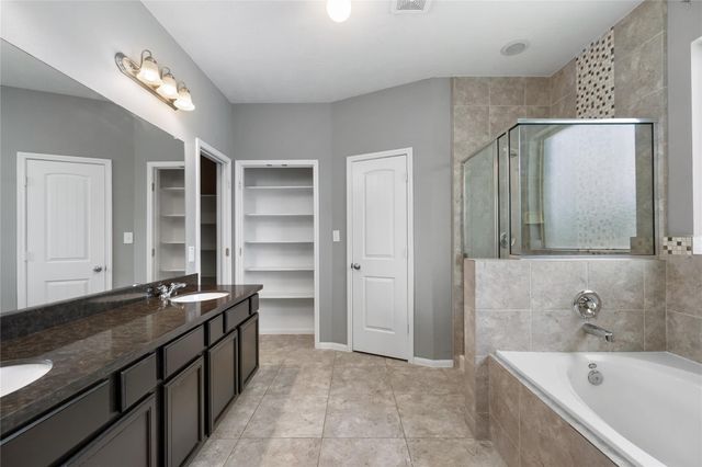 350 American Black Bear Drive, Crosby, TX 77532