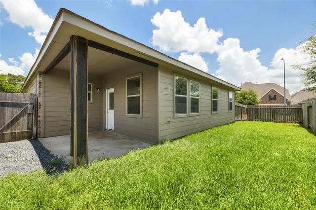 350 American Black Bear Drive, Crosby, TX 77532