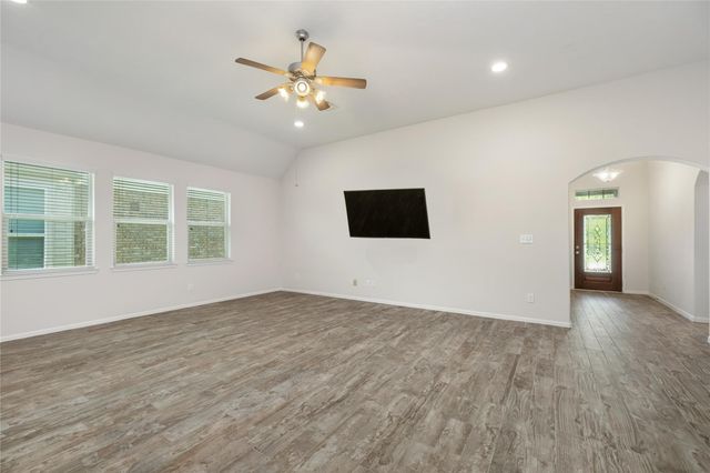 350 American Black Bear Drive, Crosby, TX 77532