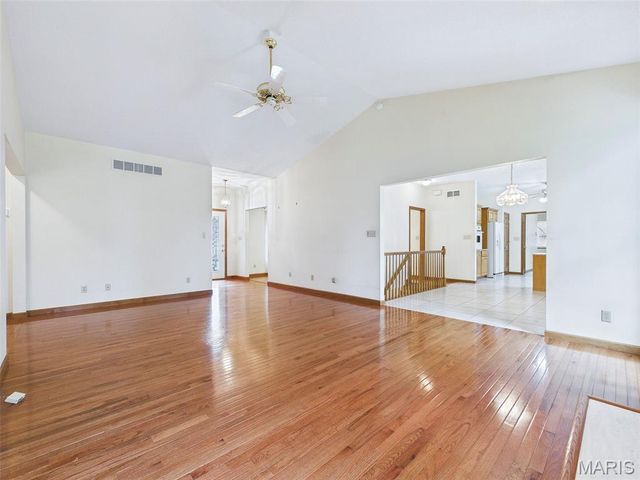 6 Forest Drive, Maryville, IL 62062