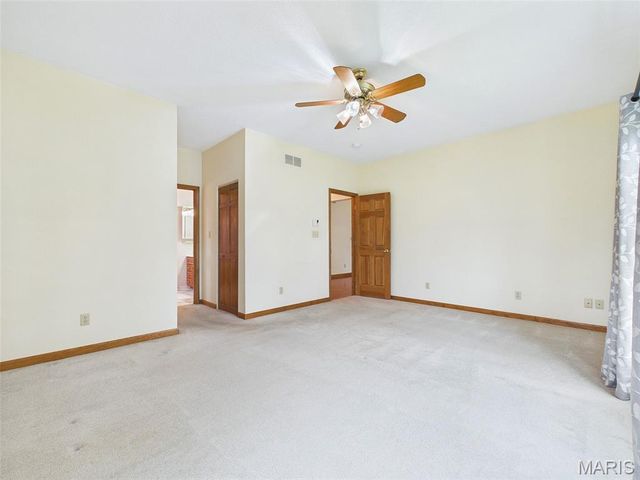 6 Forest Drive, Maryville, IL 62062