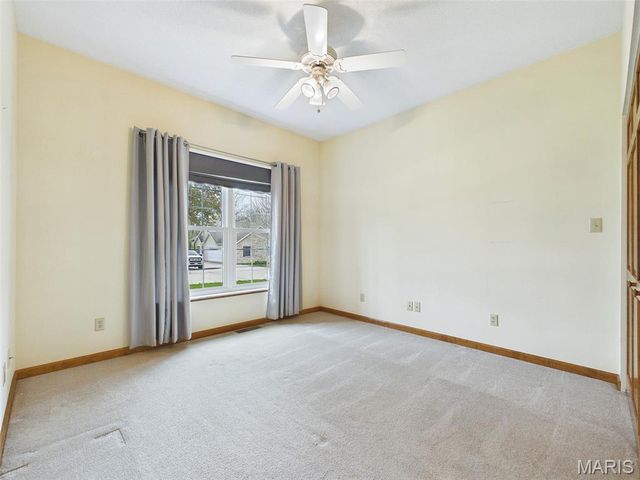 6 Forest Drive, Maryville, IL 62062