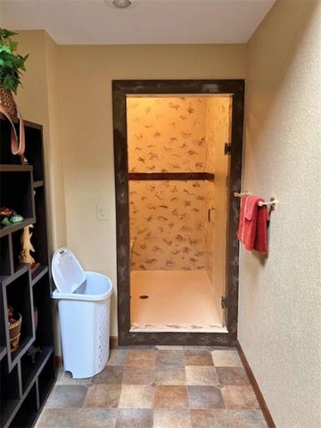 417 E 9th Street, Pittsburg, KS 66762