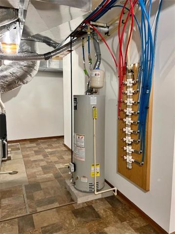 417 E 9th Street, Pittsburg, KS 66762