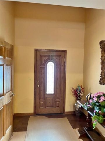 417 E 9th Street, Pittsburg, KS 66762